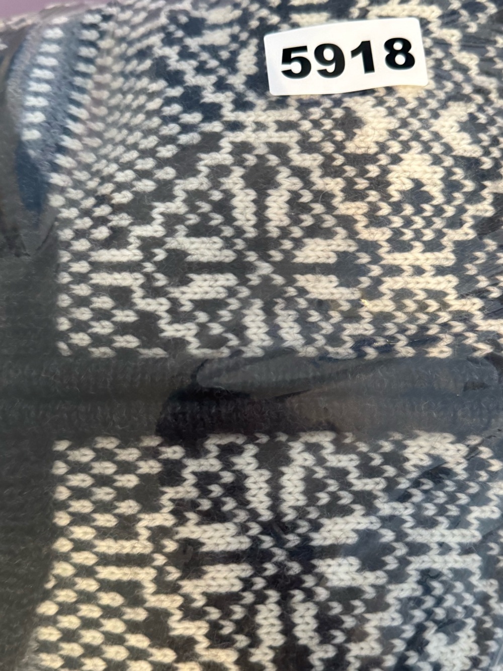 Windfjord Nordic
100% pure wool sweater - Picture 6 of 6